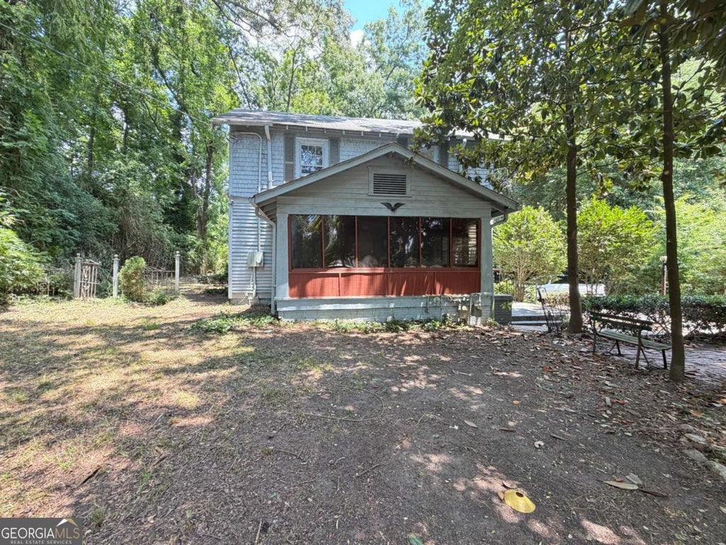 Photo of 1332 Boulevard Lorraine SW, Atlanta, GA 30310 (MLS # 10784218)