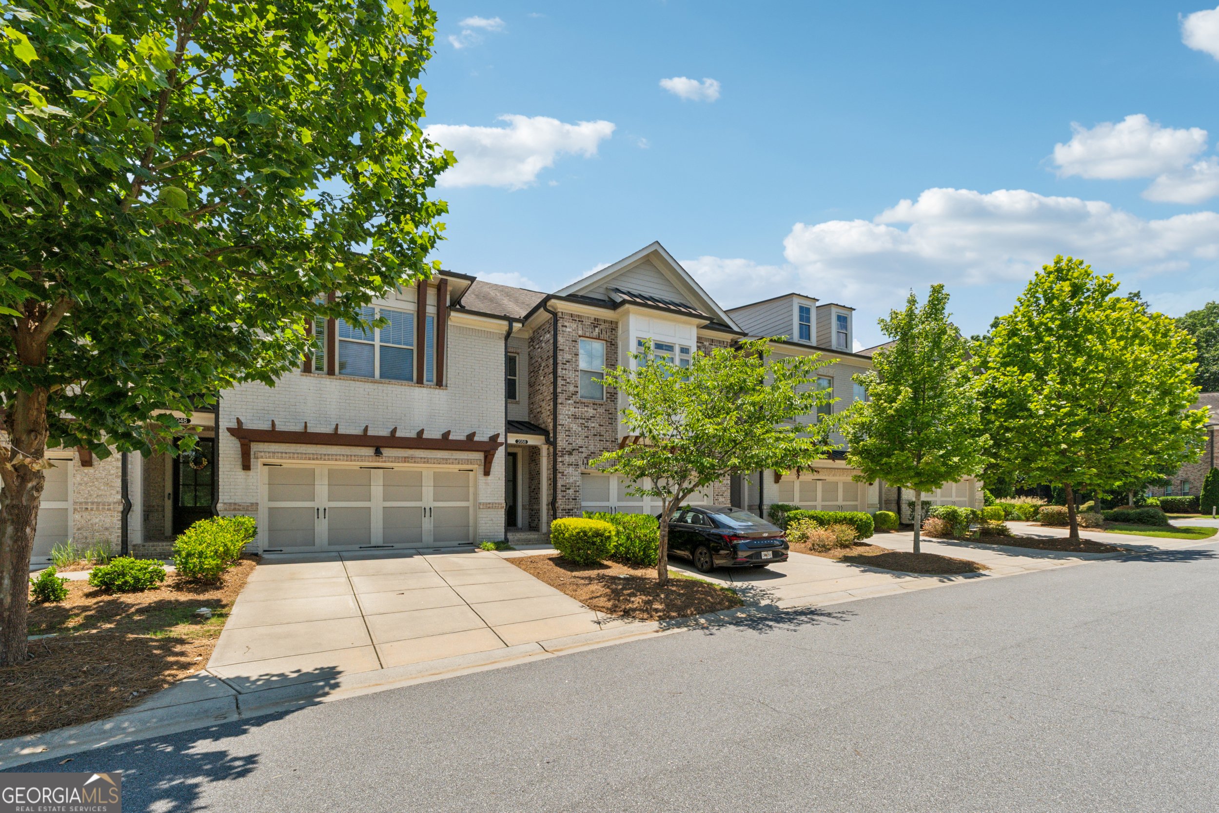 2058 Glenview Park CIR
