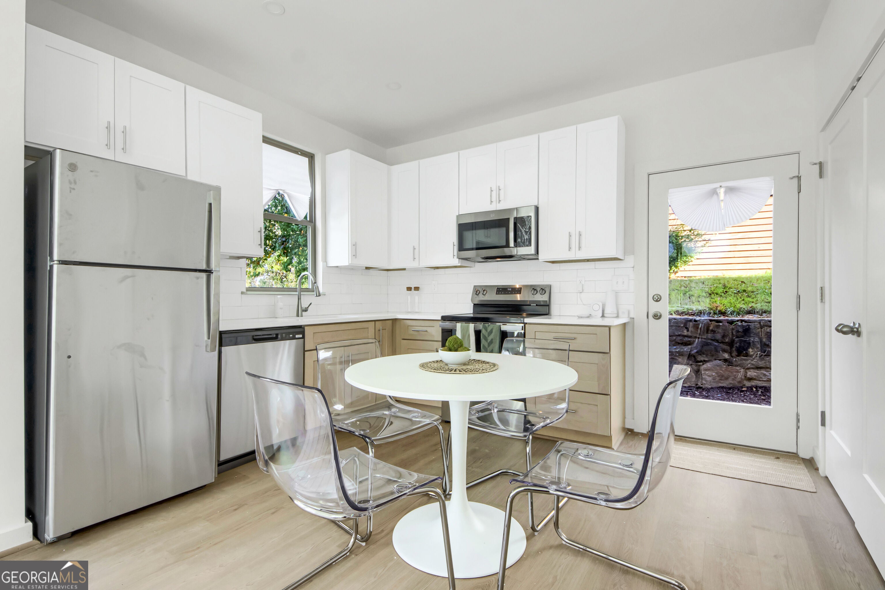 1070 Dill AVE 105