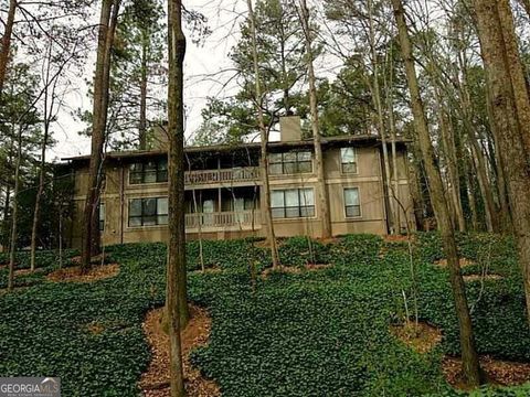 Photo of 8740 Roswell Road #4A, Atlanta, GA 30350 (MLS # 10767473)