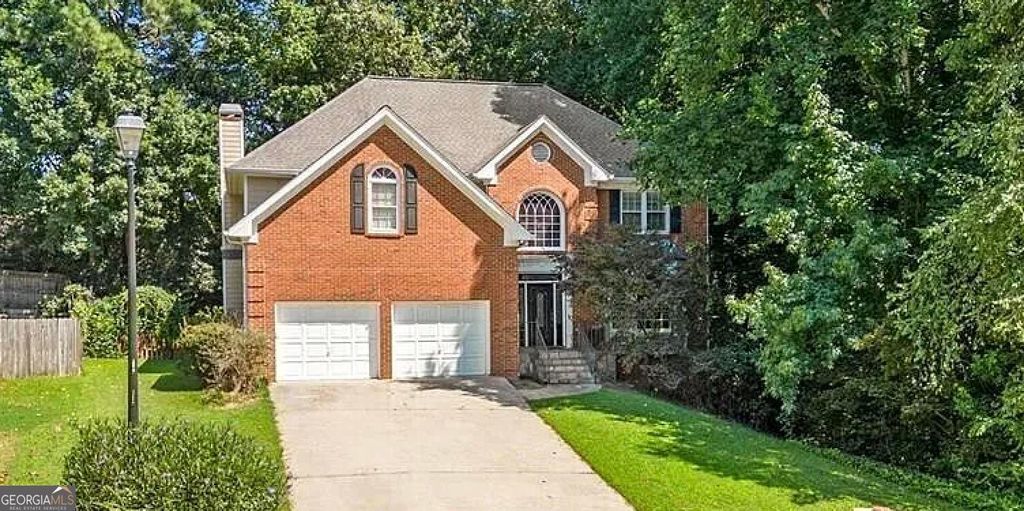 Photo of 1227 Camden Hunt Drive, Lawrenceville, GA 30043 (MLS # 10767589)