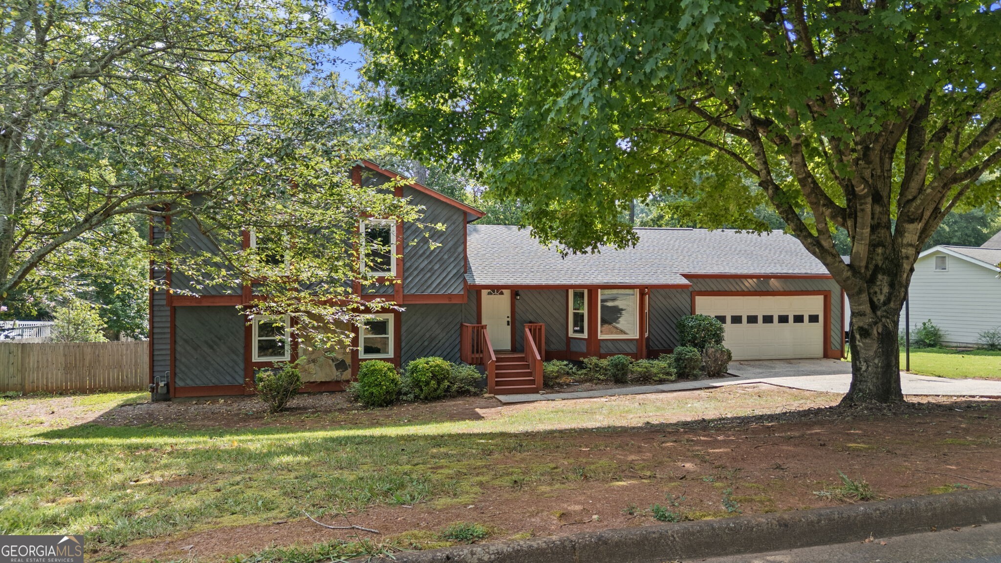 9725 Loblolly LN