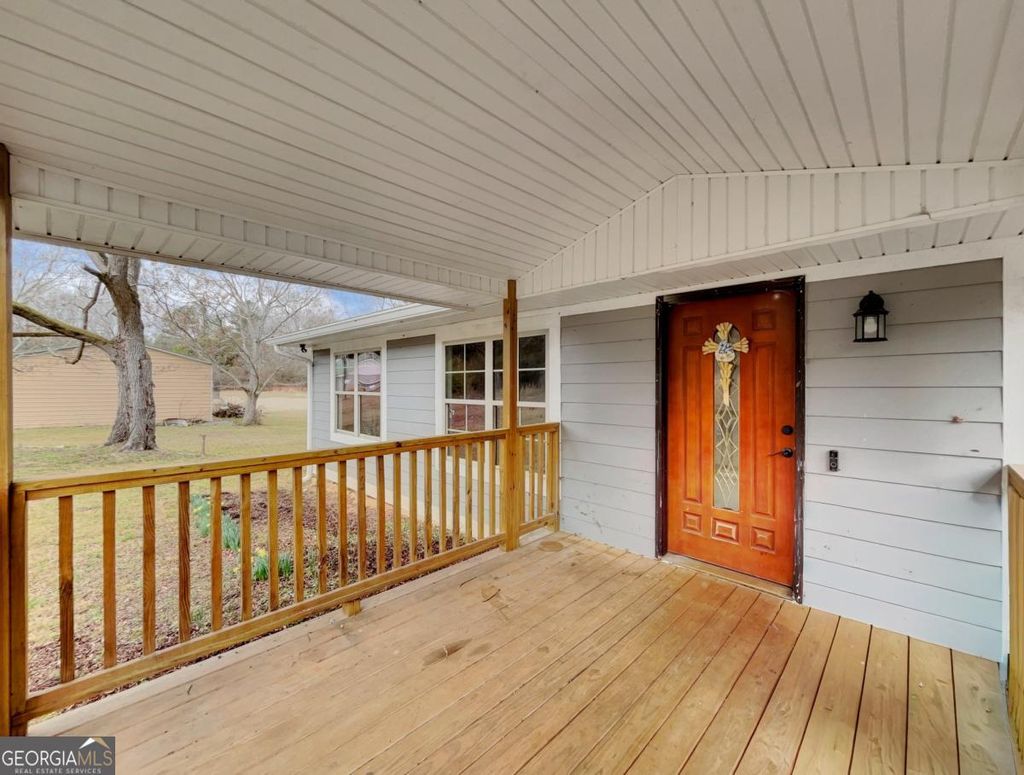 Photo of 1271 Della Slaton Road, Comer, GA 30629 (MLS # 10690613)