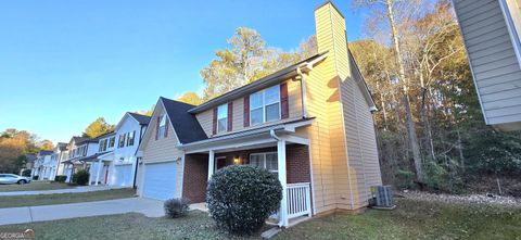 A home in Fairburn