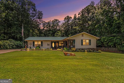 1949 Bonnie Ridge DR Griffin GA 30223