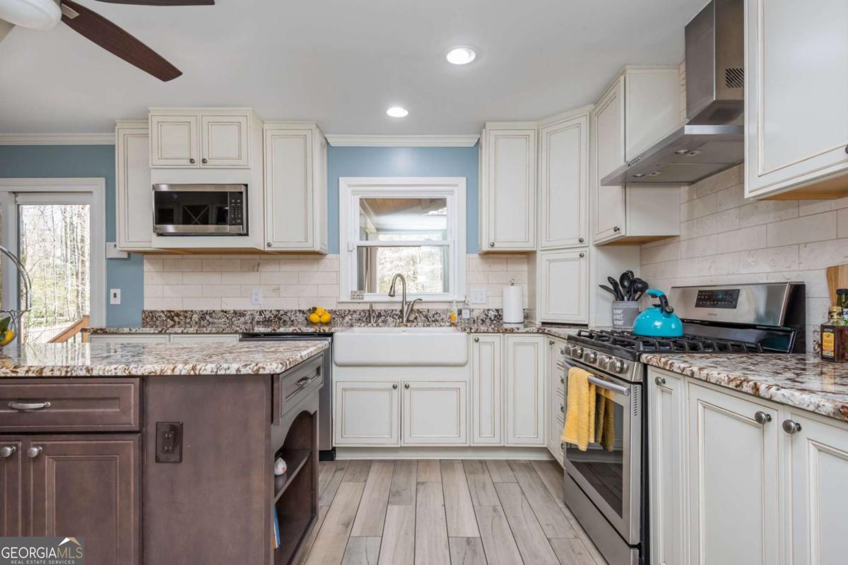 Chimney Springs - Residential