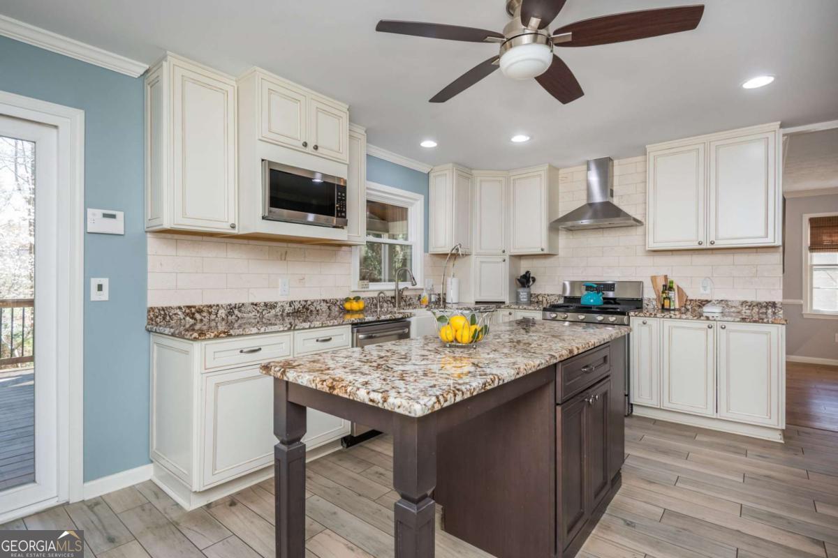 Chimney Springs - Residential