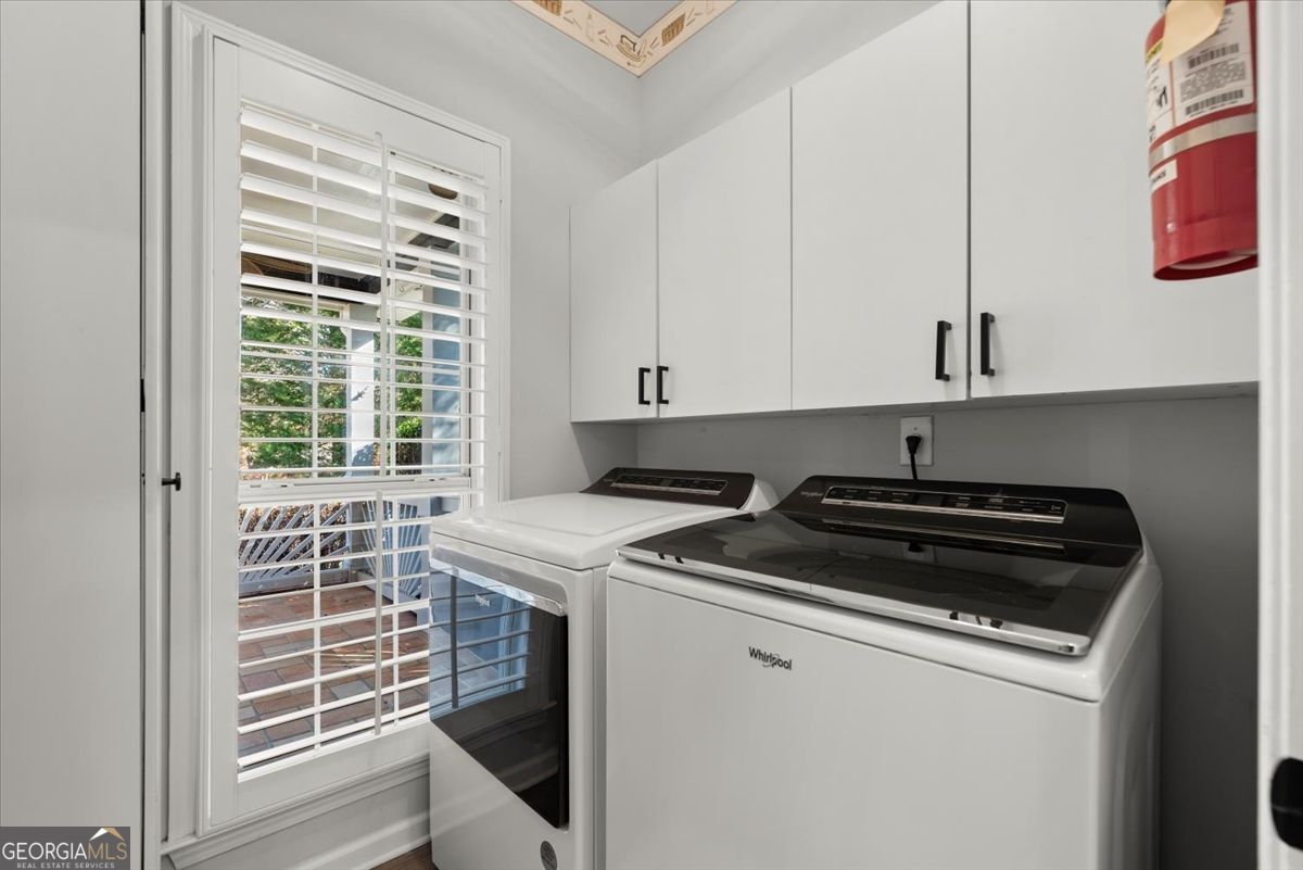 Cumming, Georgia 30041, United States, 4 Bedrooms Bedrooms, ,3 BathroomsBathrooms,Residential,Active,77691