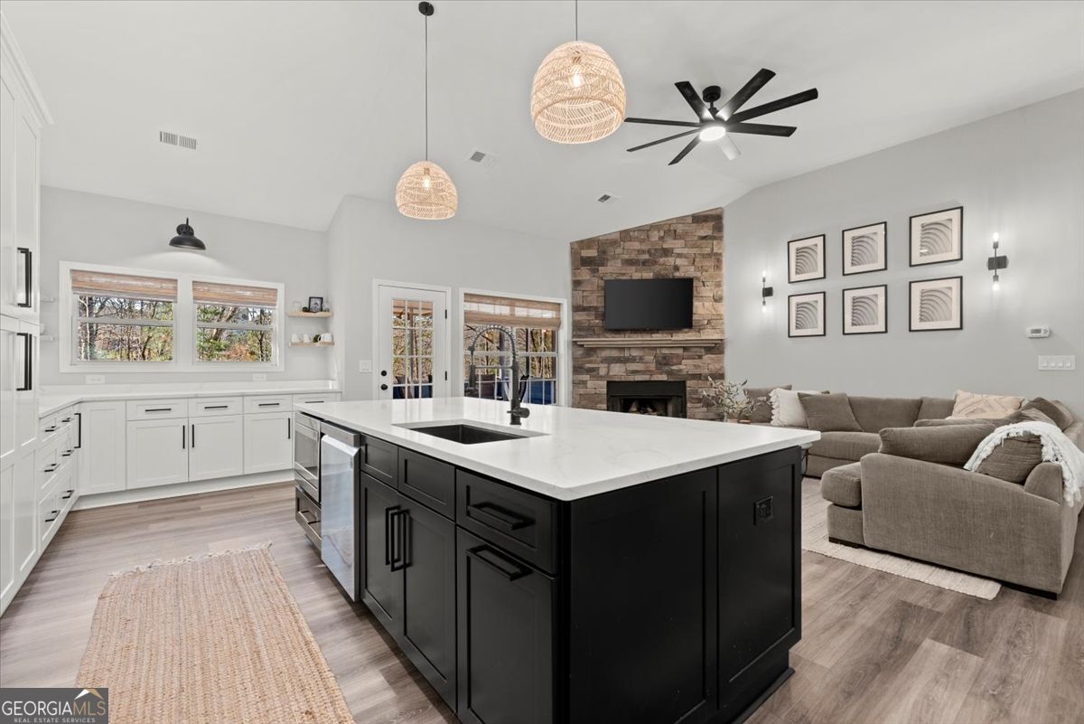 Cumming, Georgia 30041, United States, 4 Bedrooms Bedrooms, ,3 BathroomsBathrooms,Residential,Active,77691