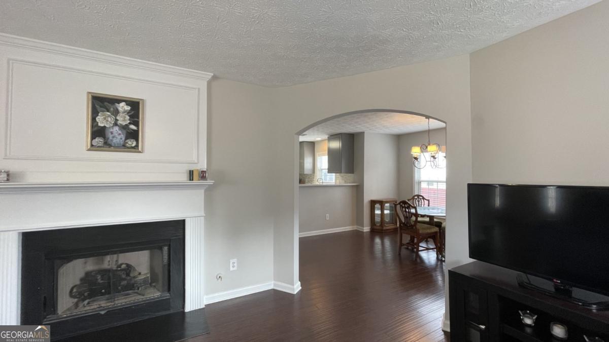 4424 High Gate DR NW