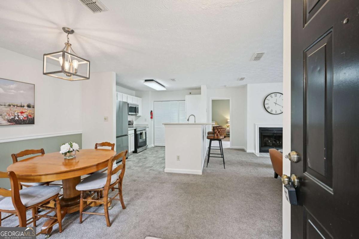 1006 Mill Pond DR SE