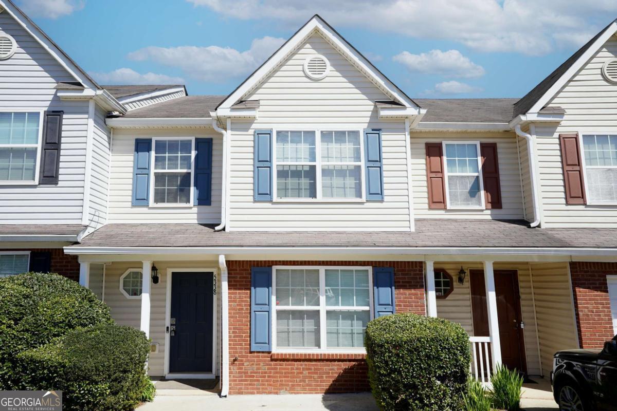 5338 Creekview LN