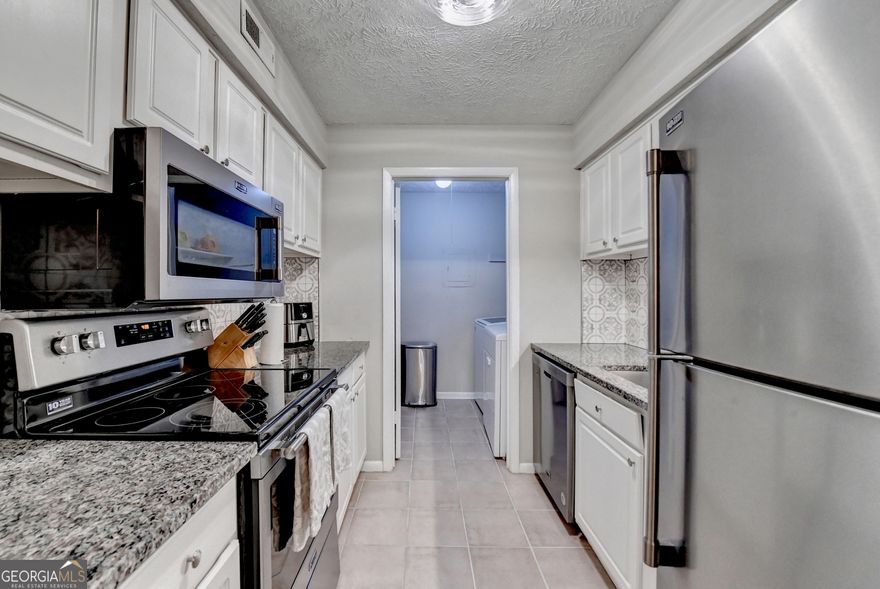 Desirable unit in The Summit community located on the top floor with beautiful views overlooking the community pool. The abundance of natural light in thisunit helps to showcase the great use of space throughout including the family room, dinnig room and sun room! The kitchen has been tastefully upgraded withgranite countertops, white cabinets & updated backsplash. The larger bedroom has a stunning walk-in closet and the shared bathroom boasts a double vanitywith granite counters & a shower/tub combo with tile up to the ceiling. This friendly community offers a pool, tennis courts, dog park & clubhouse. The Summitalso has easy access to I-285, SR-400, Buckhead, Chastain Park and Sandy Springs. It will defintely check all of your boxes!