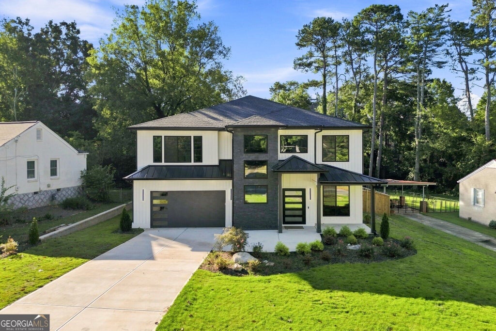 Photo of 1343 Merry Lane NE, Atlanta, GA 30329 (MLS # 10846717)