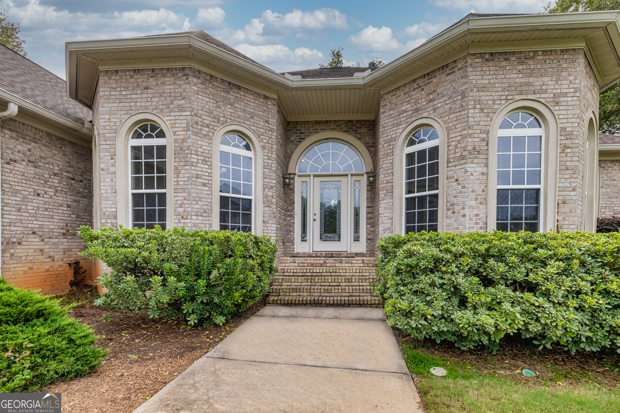 208 Pauline PL