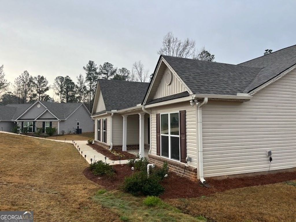 Photo of 378 Riley Circle NW, Milledgeville, GA 31061 (MLS # 10766178)