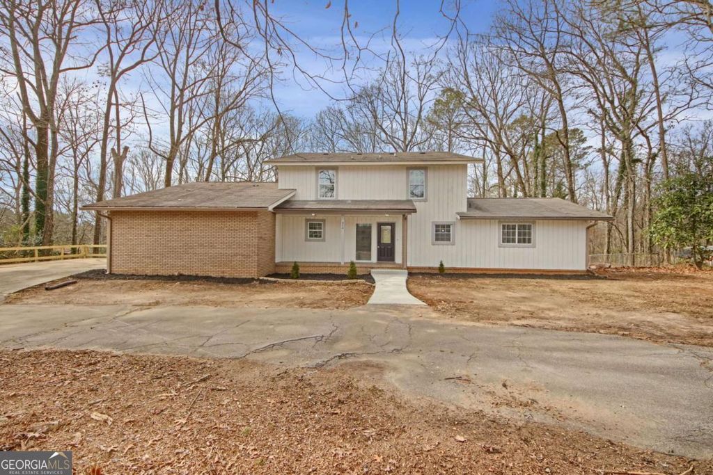 Photo of 854 Mundys Mill Road, Jonesboro, GA 30238 (MLS # 10687185)