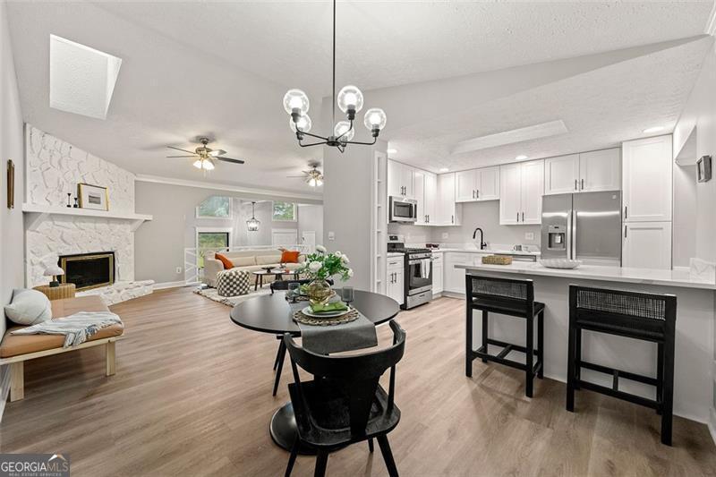 183 KATHRYN LN