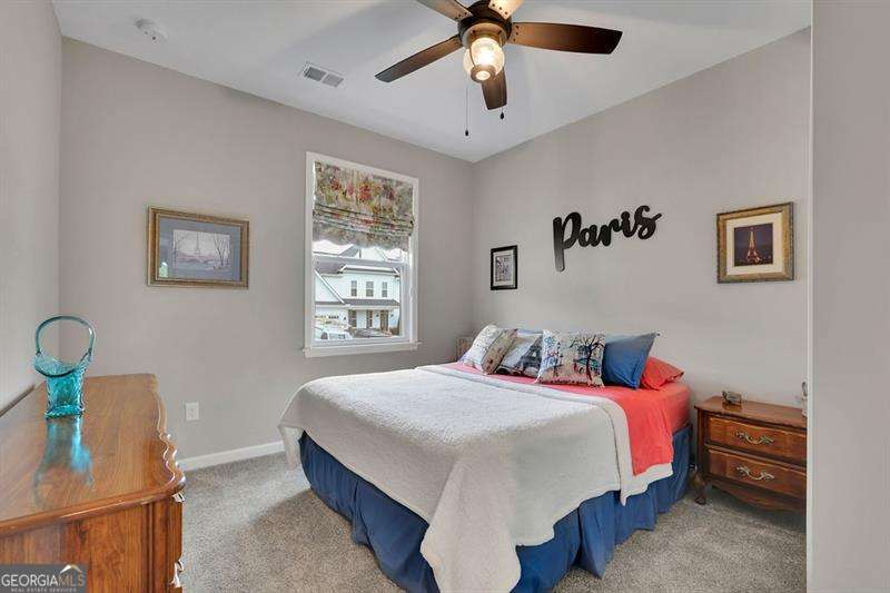 186 Greenbrier WAY