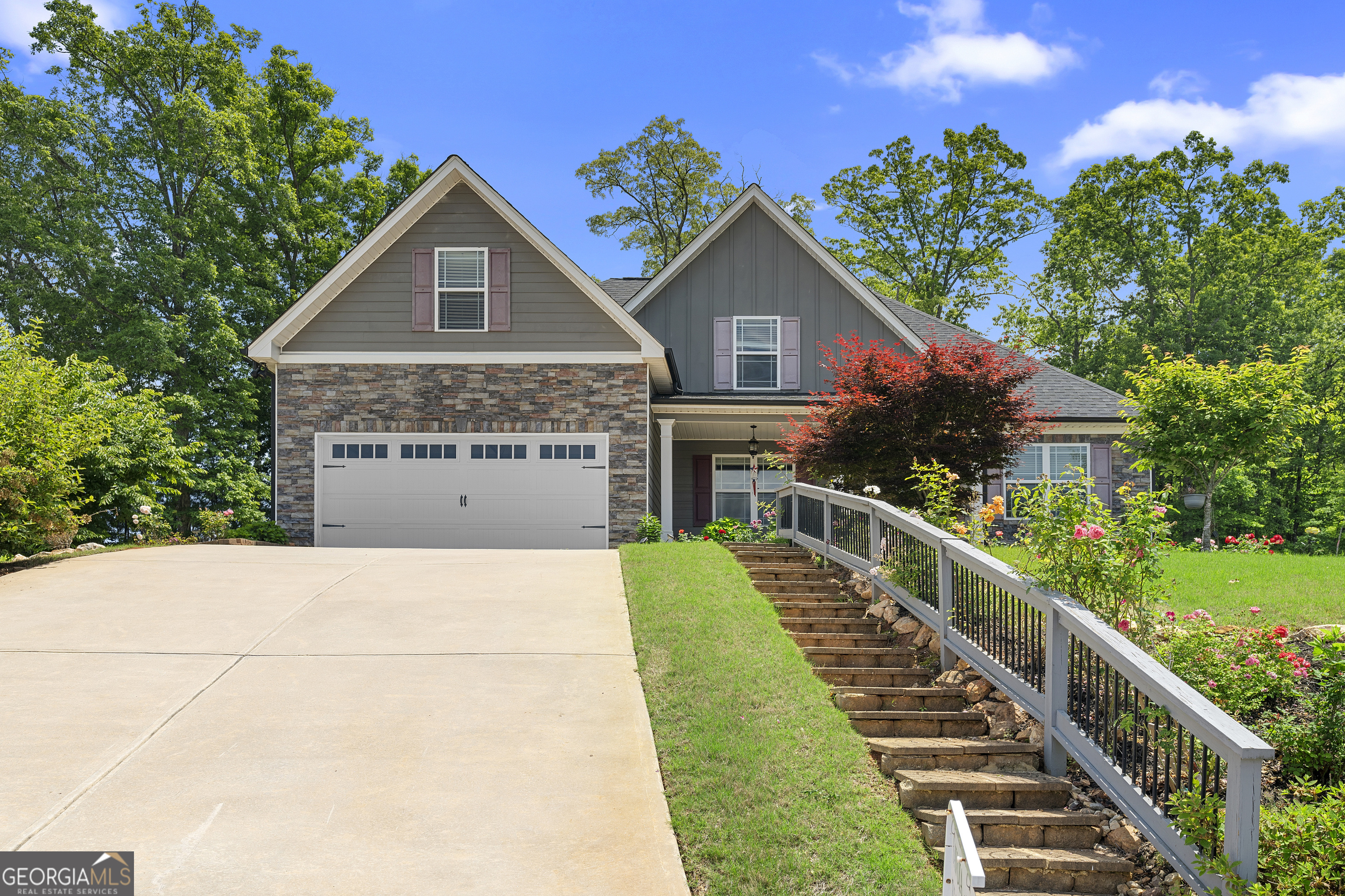 114 Brookstone DR