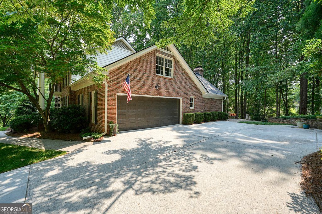 11940 Mountain Laurel DR