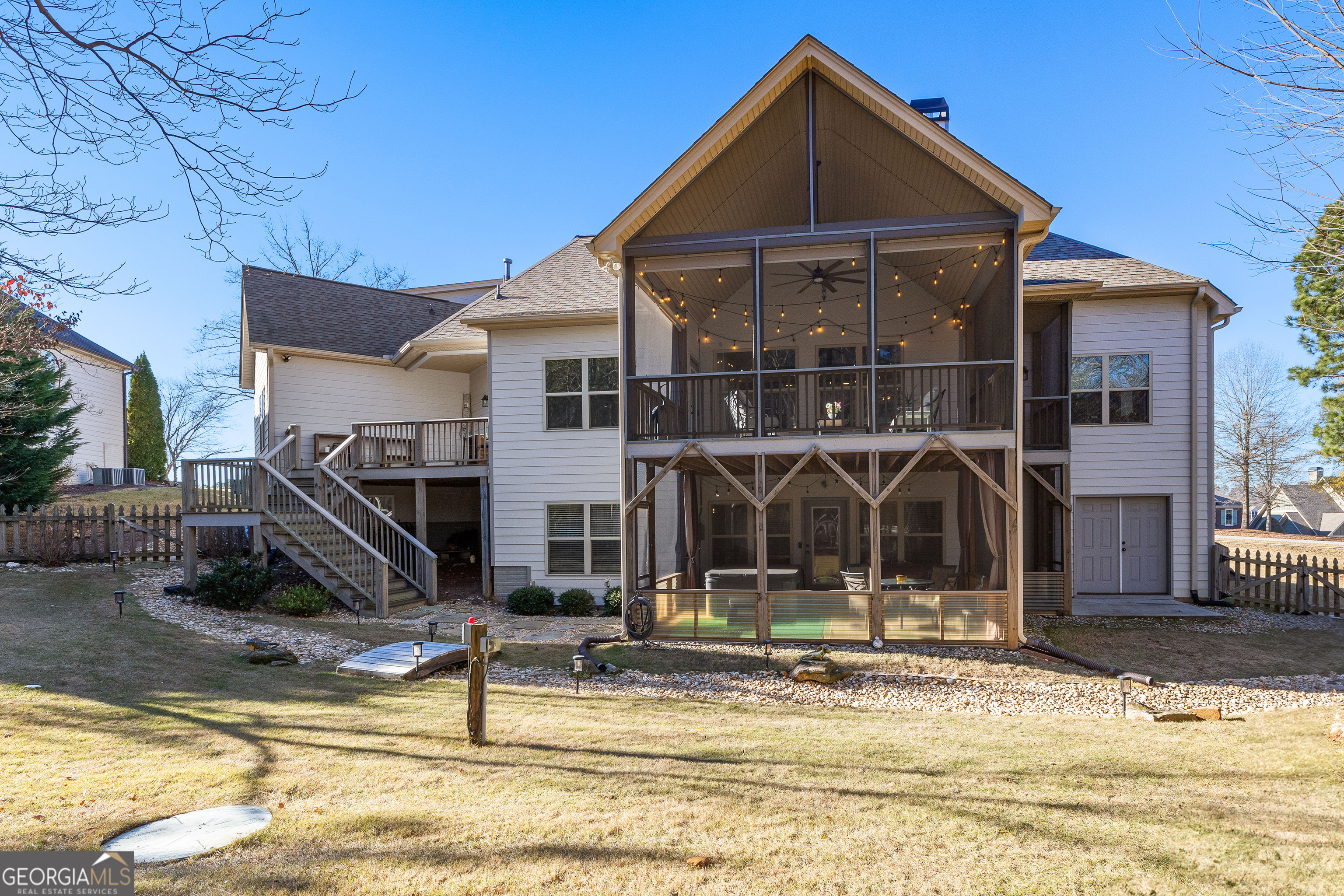 415 Vanderbilt PKWY