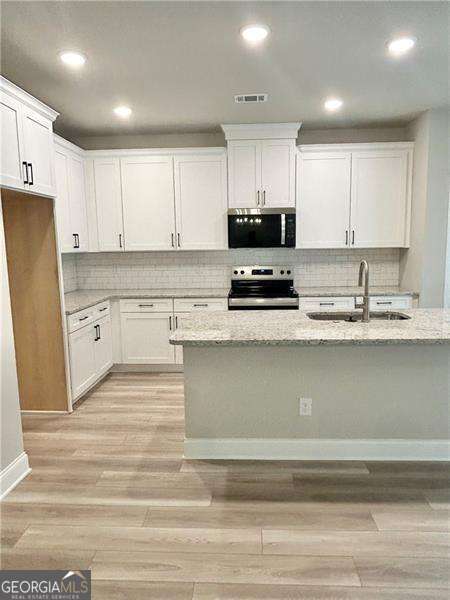 218 Chickasaw DR