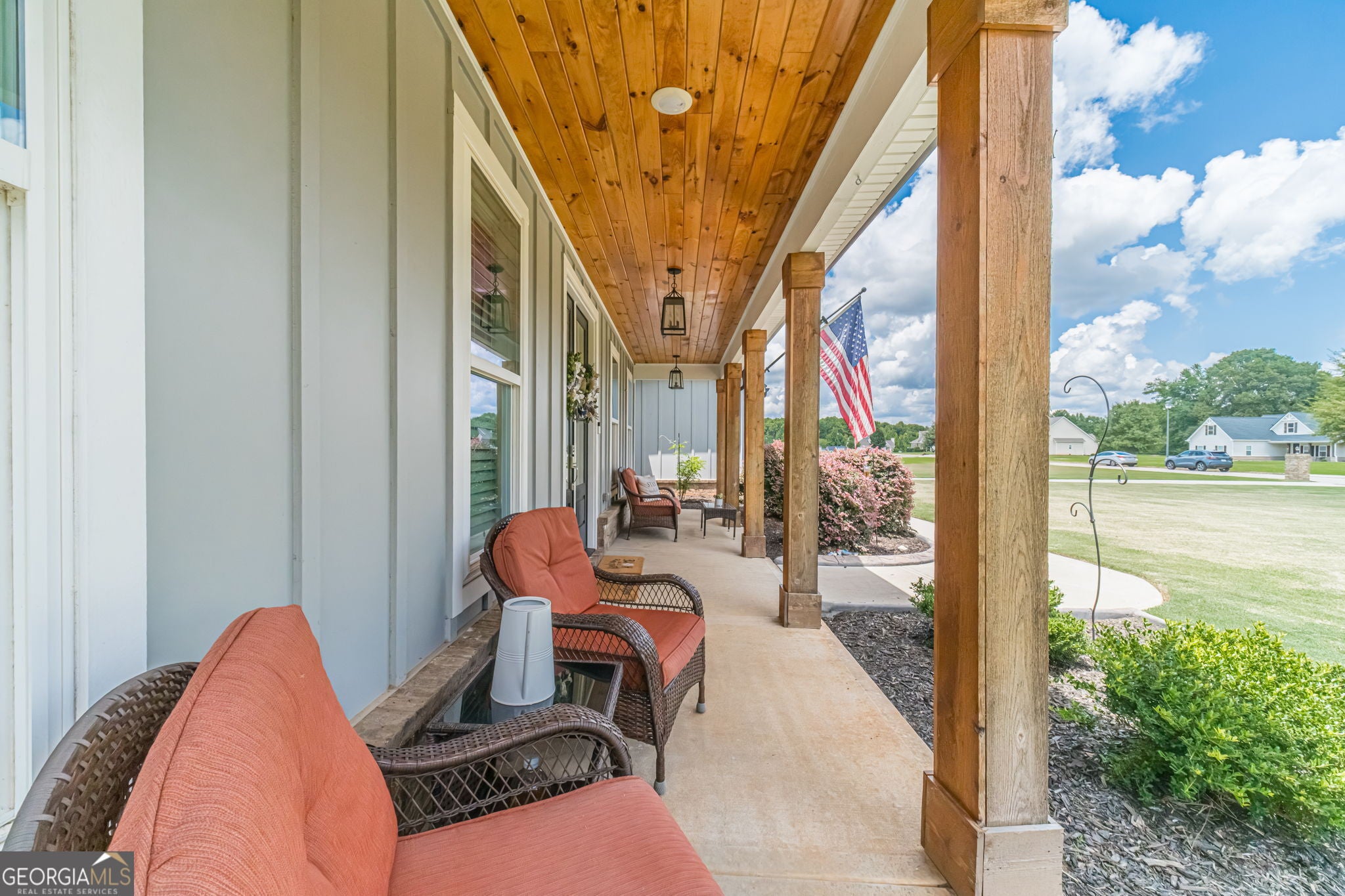 302 Savannah DR