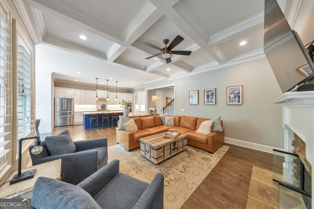 5725 Sunburst DR
