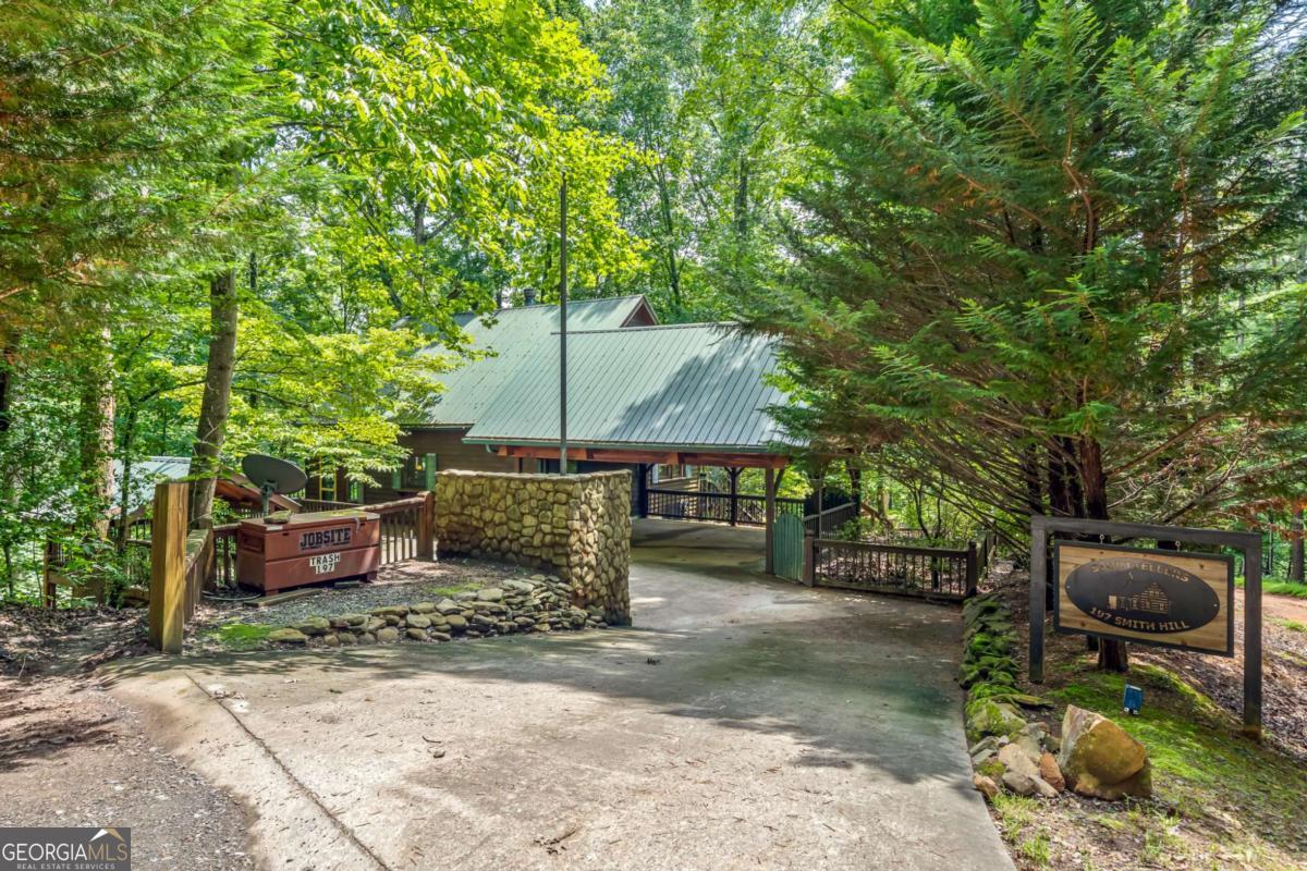 197 Smith Hill RD 139,140