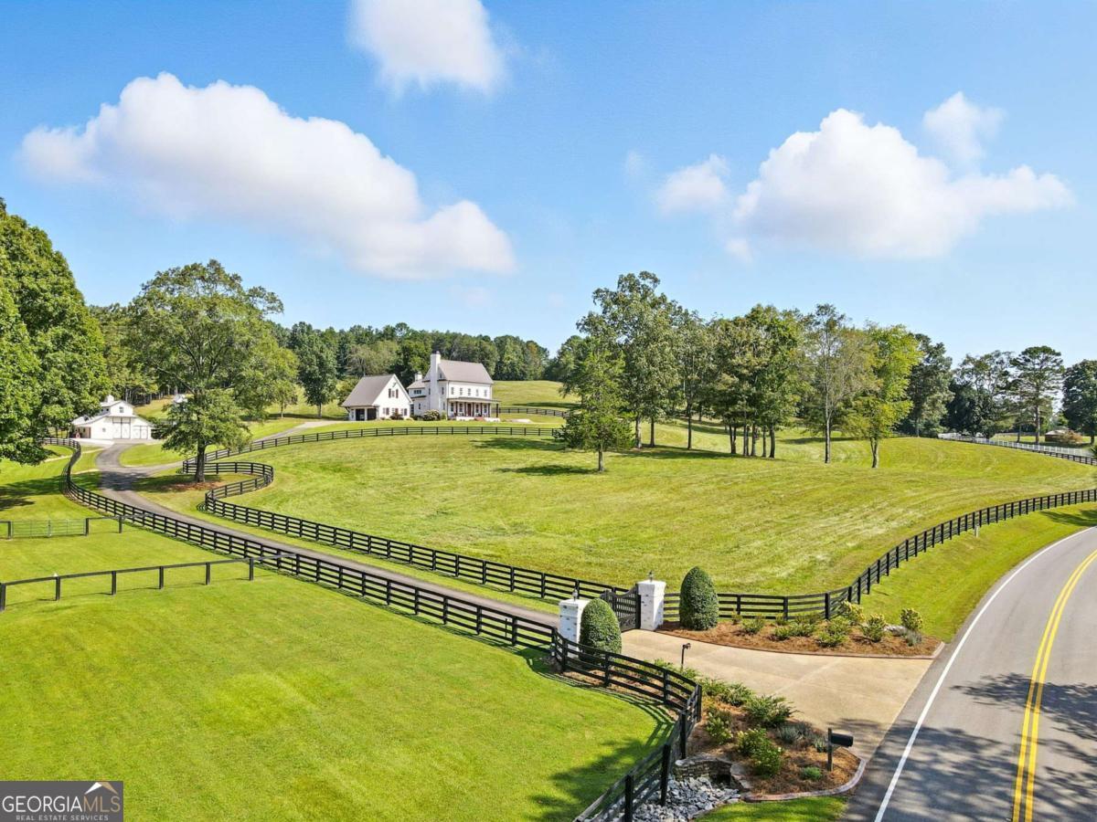 2229 Long RD