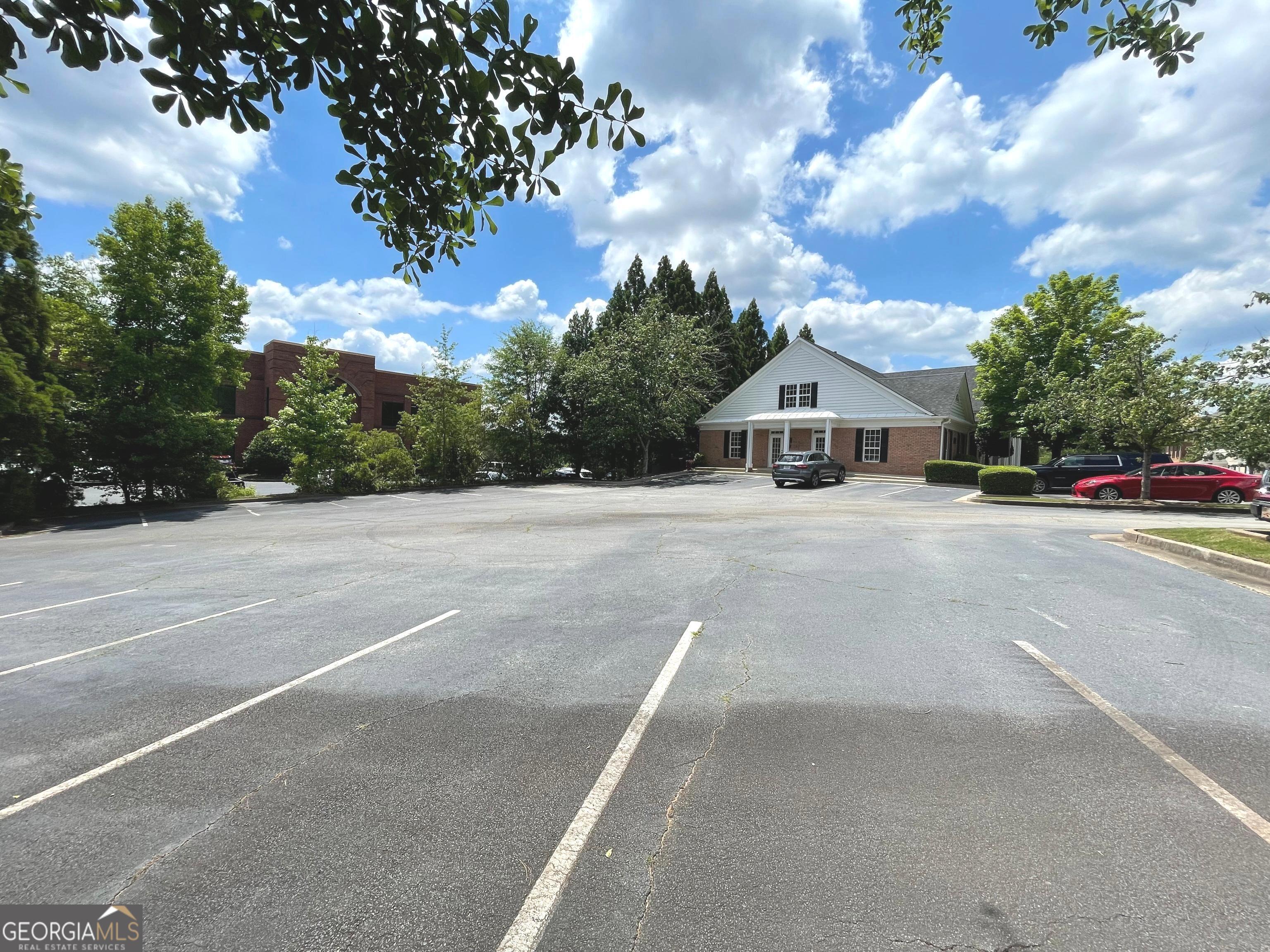 225 Corporate Center DR