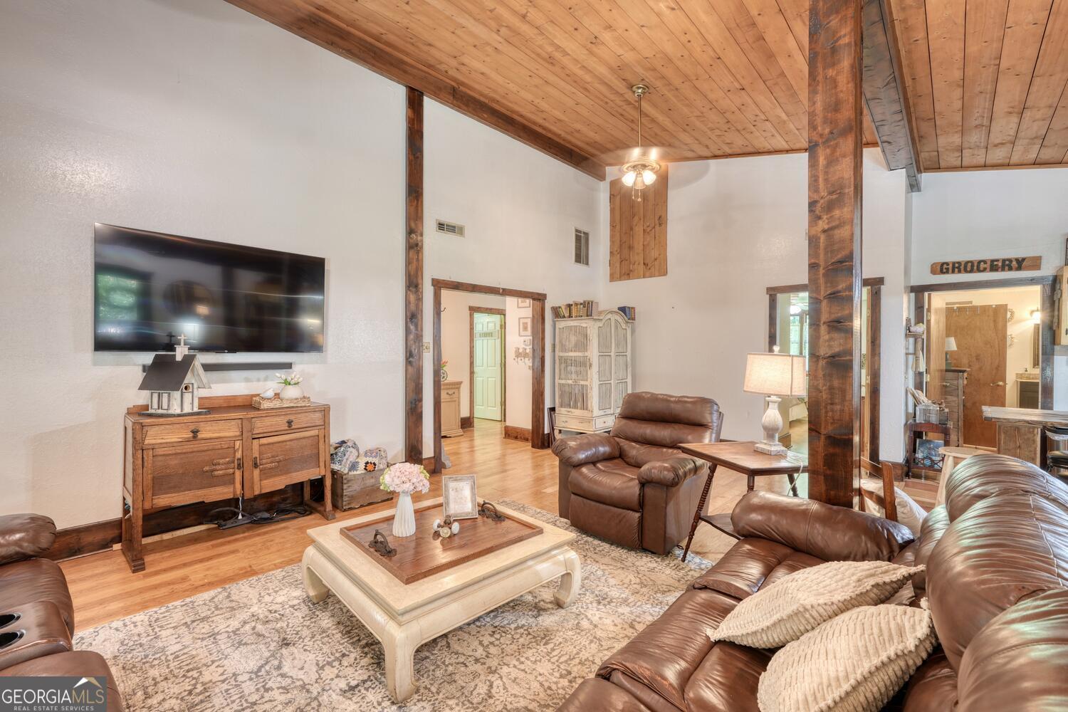 243 Chattahoochee Acres DR