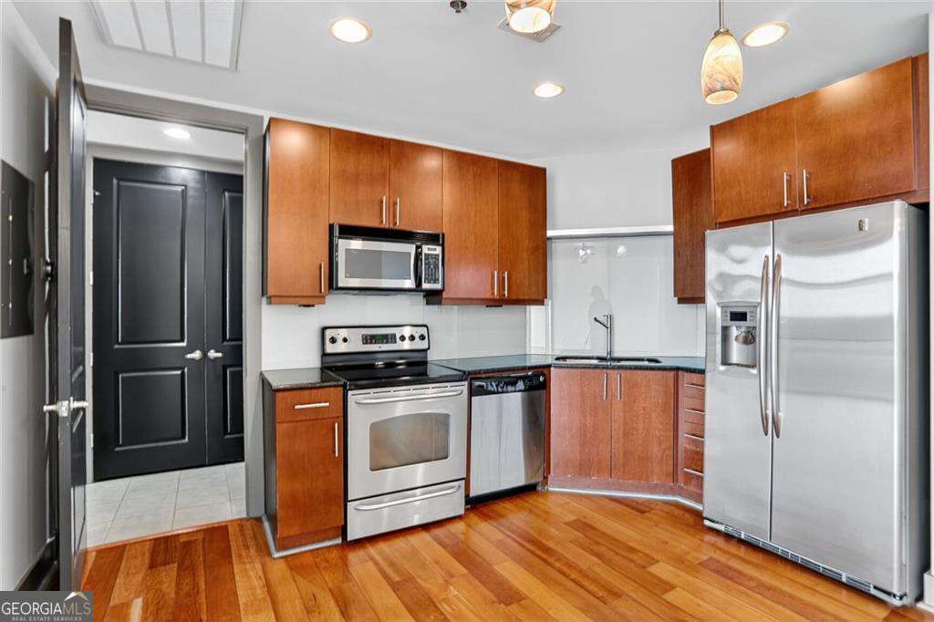 4561 Olde Perimeter WAY 1207