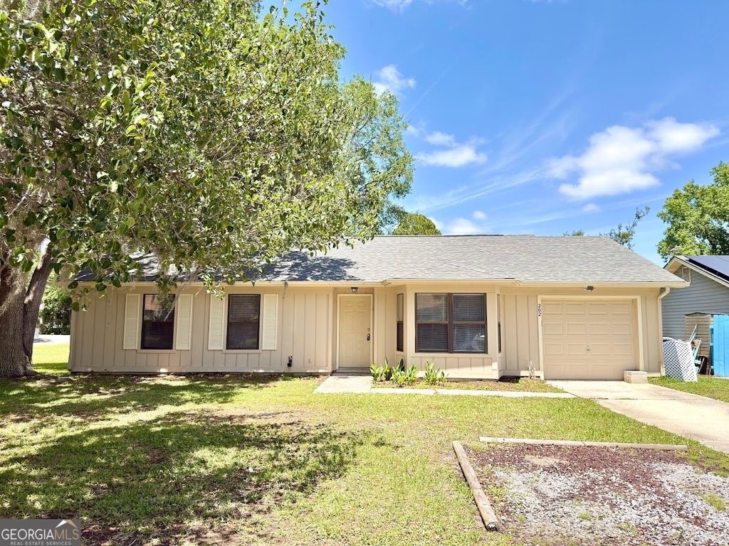 Photo of 202 Cypress Drive, Kingsland, GA 31548 (MLS # 10766977)
