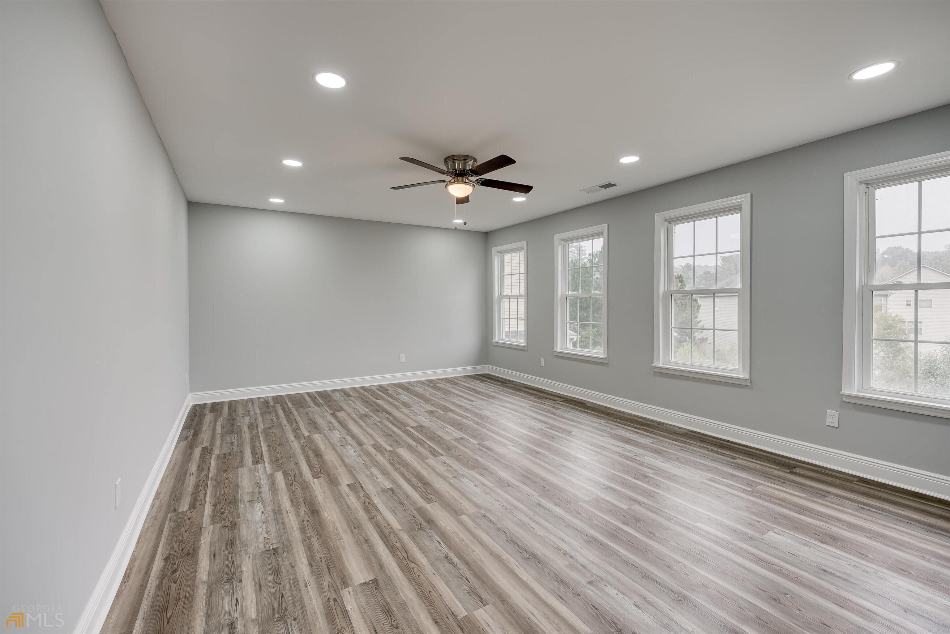 Montreaux In Towne - Residential