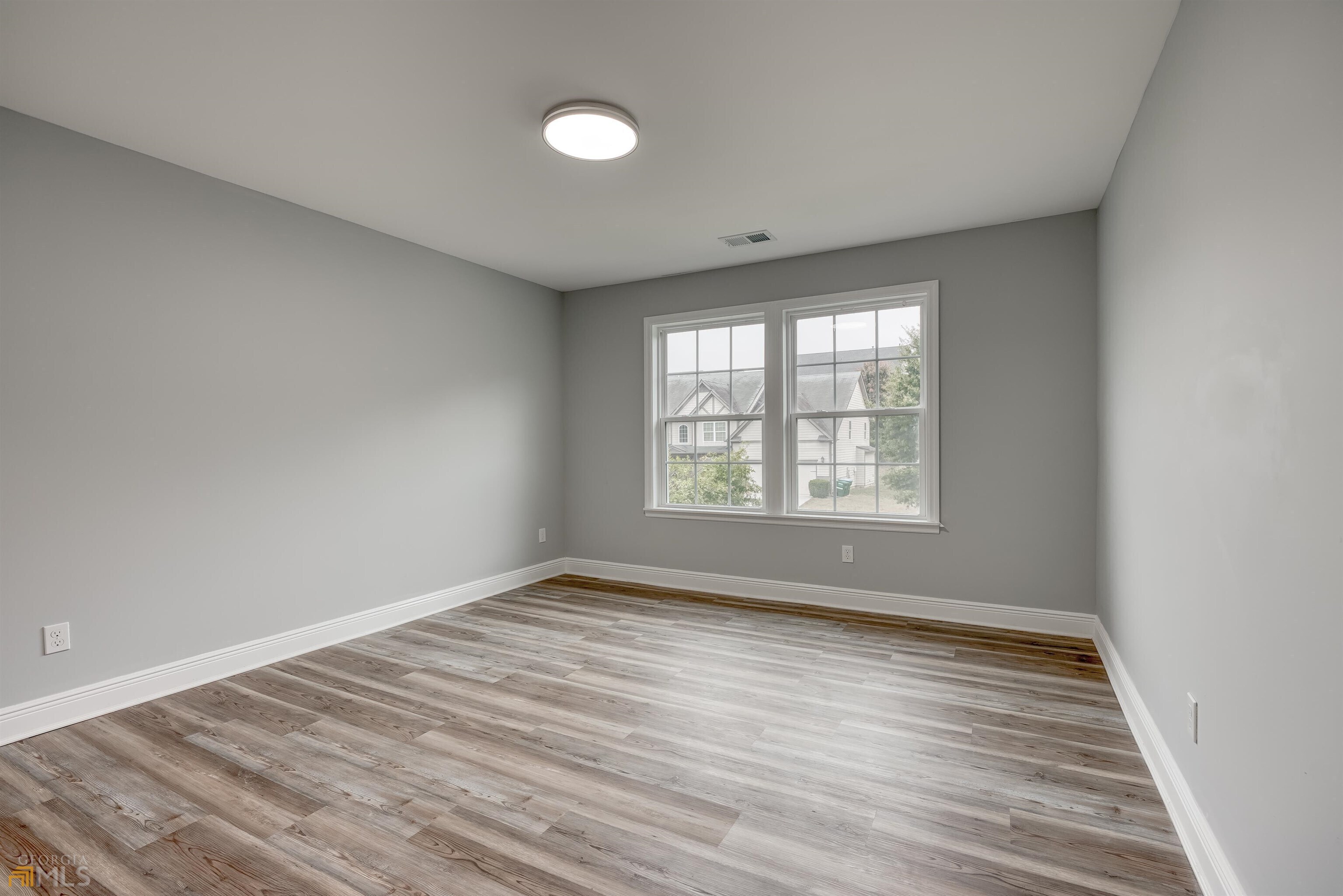 Montreaux In Towne - Residential