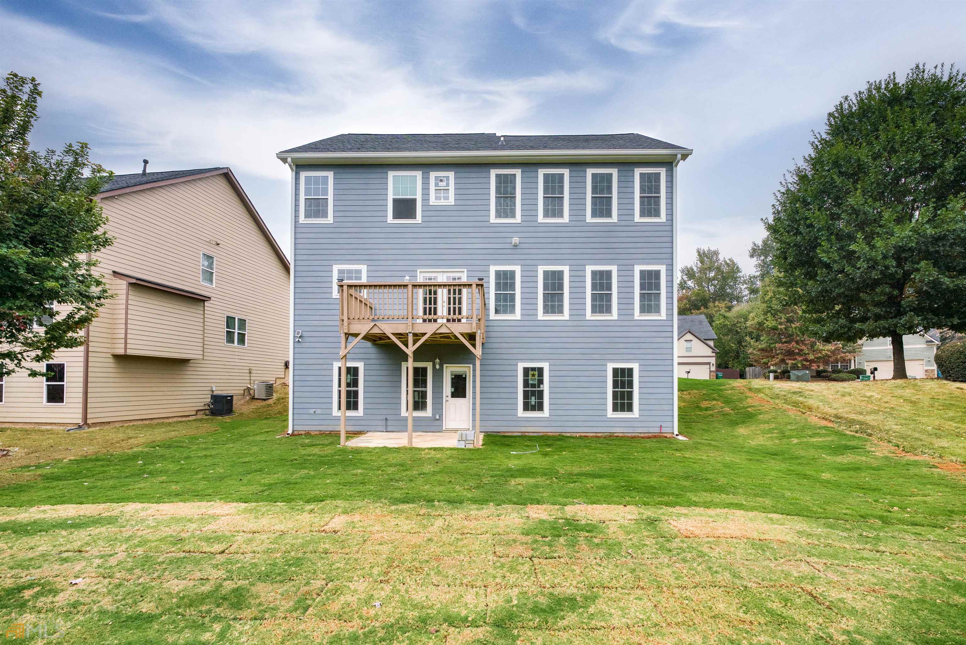 Montreaux In Towne - Residential