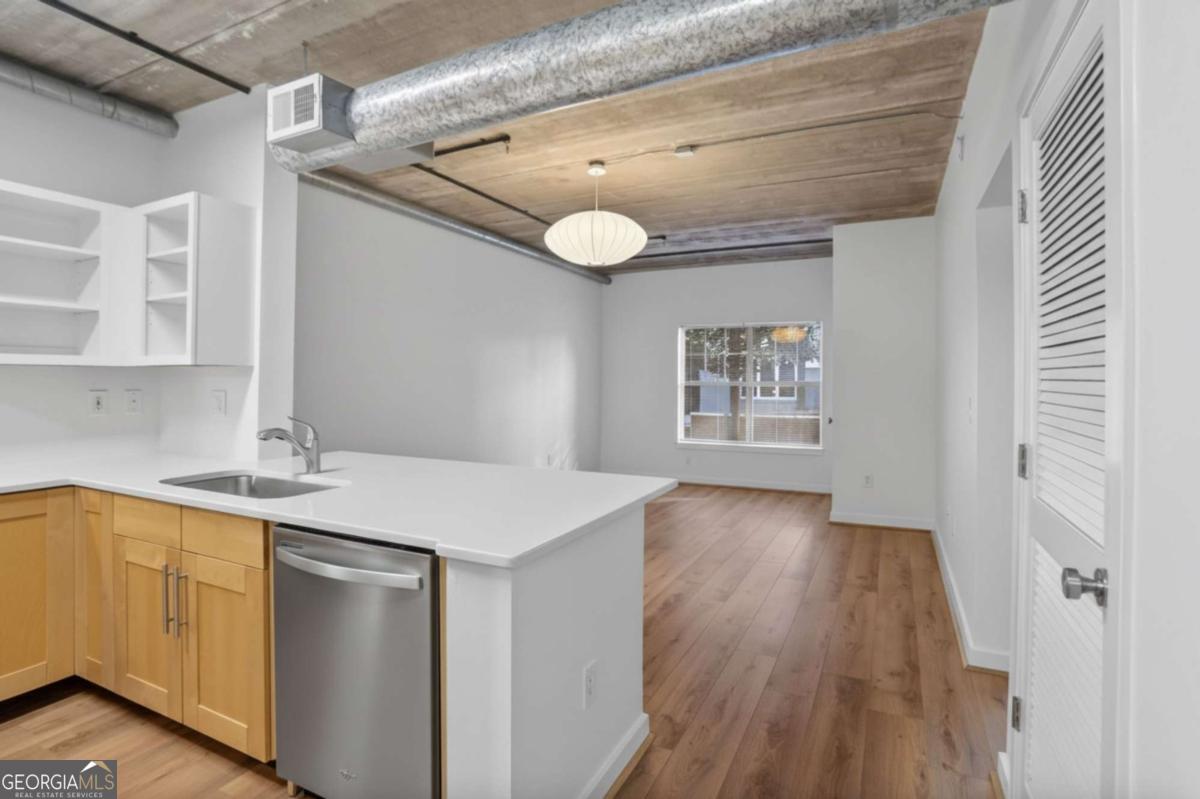 800 Peachtree ST NE 1020