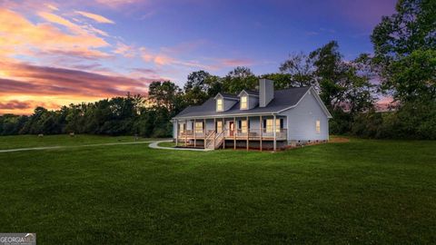 Photo of 1870 Tallapoosa Highway, Cedartown, GA 30125 (MLS # 10610826)