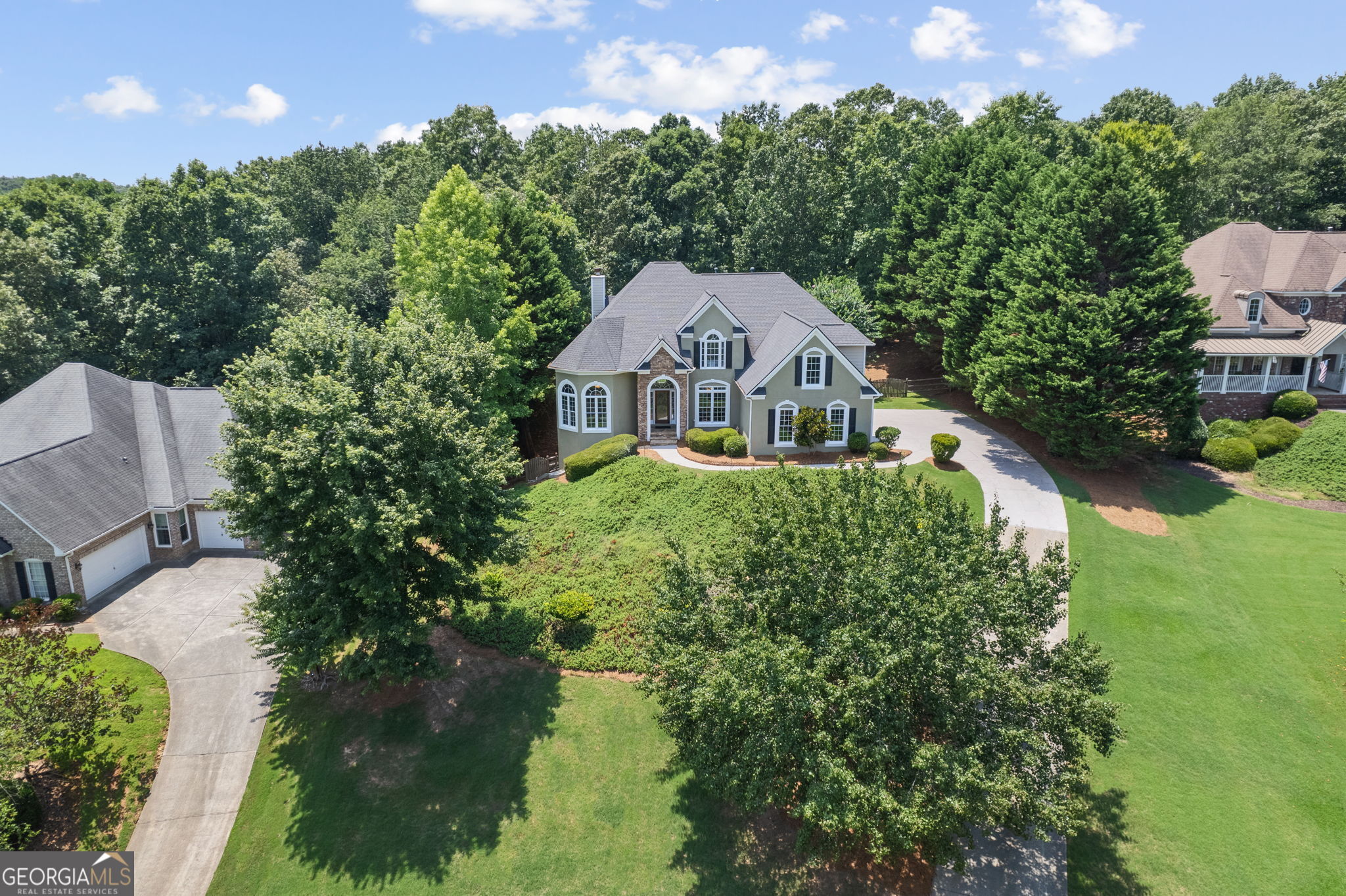 3845 Overlake DR