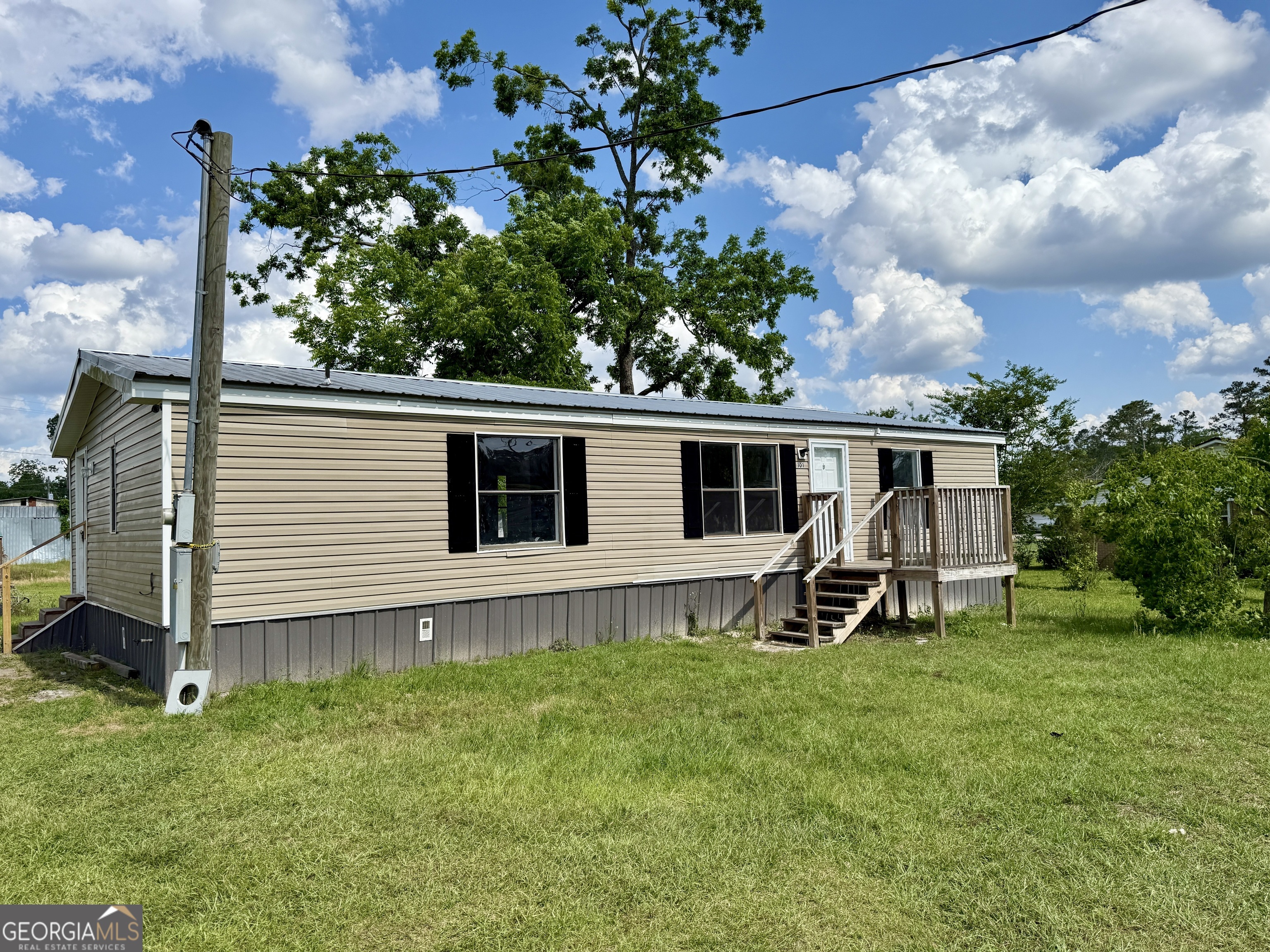 Listing image 1