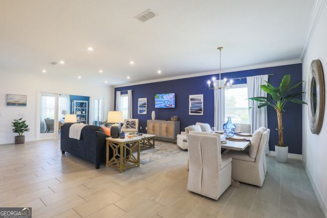 275 Edgewater DR