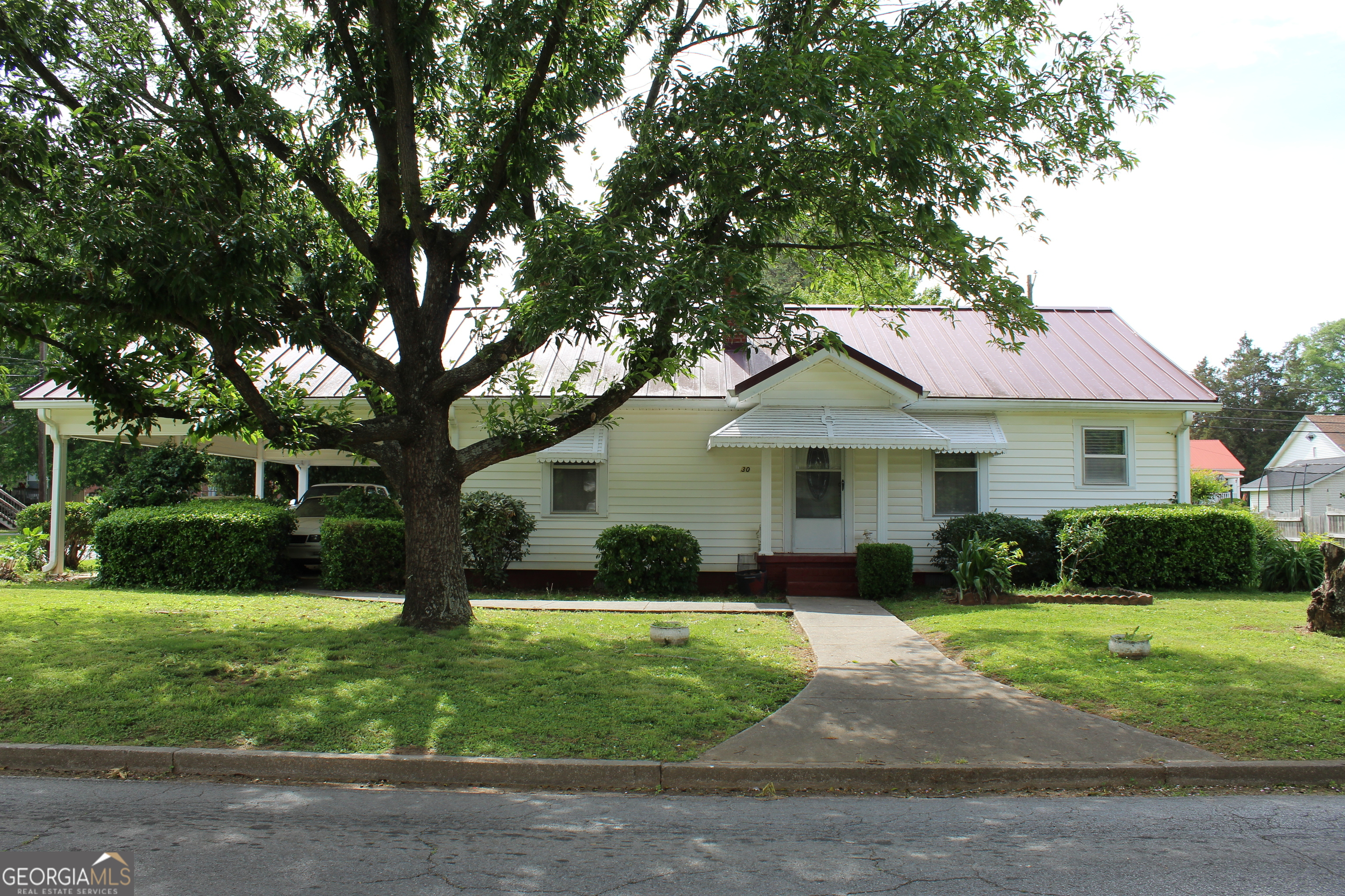 Listing image 2