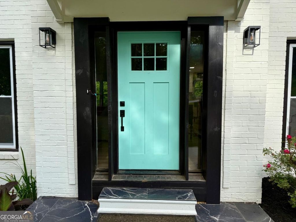 Photo of 1500 SW Mcadoo Drive SW, Marietta, GA 30064 (MLS # 10760100)