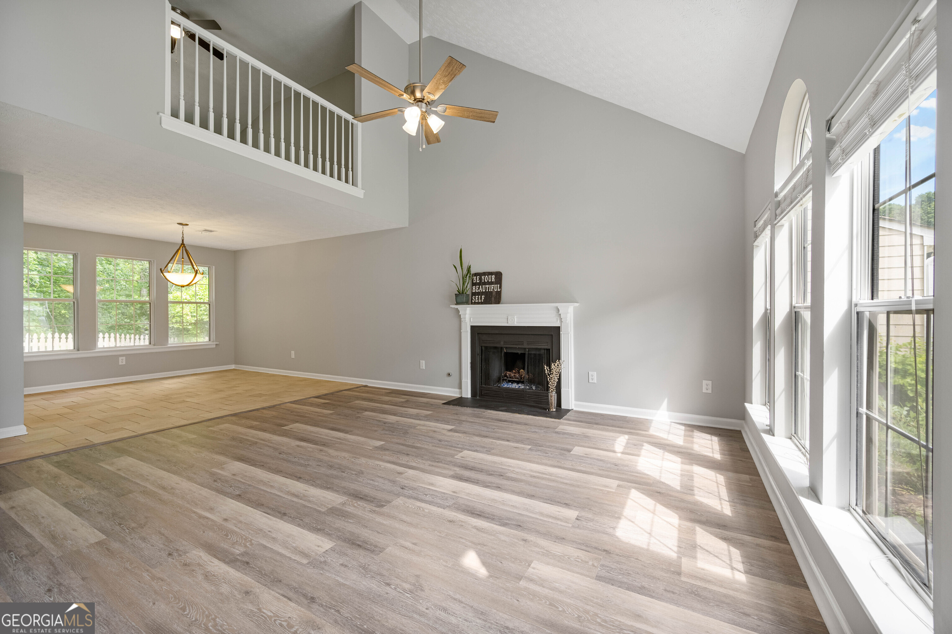 3454 Benthollow LN