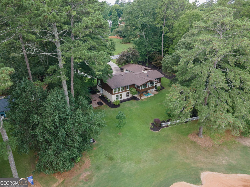 512 Golf View DR