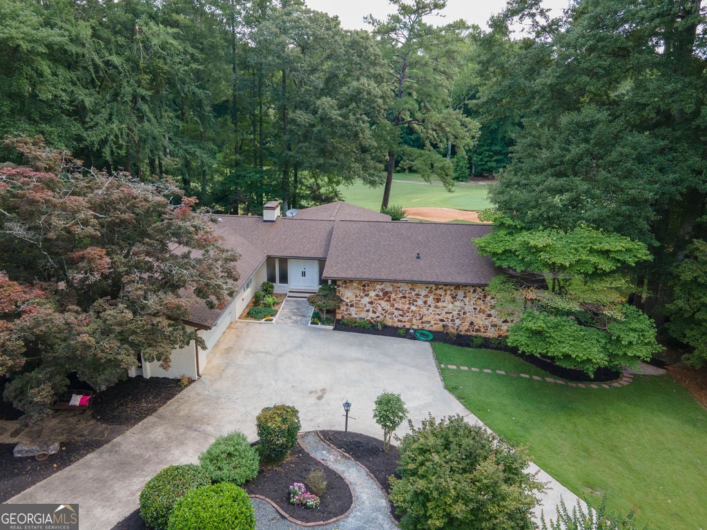 512 Golf View DR