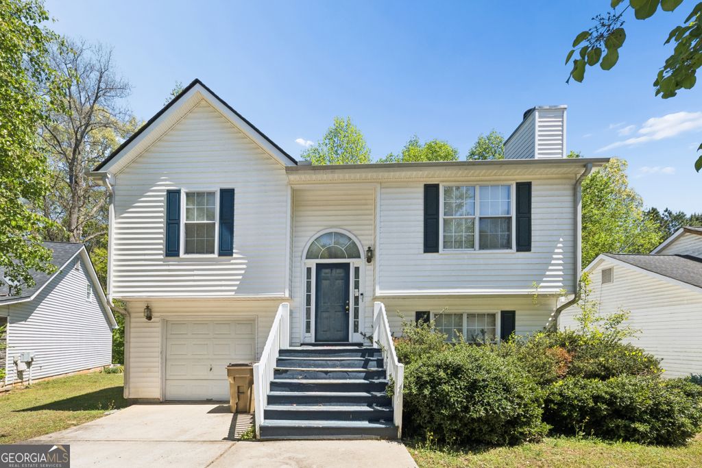 Photo of 3602 Bristol Overlook, Rex, GA 30273 (MLS # 10730027)