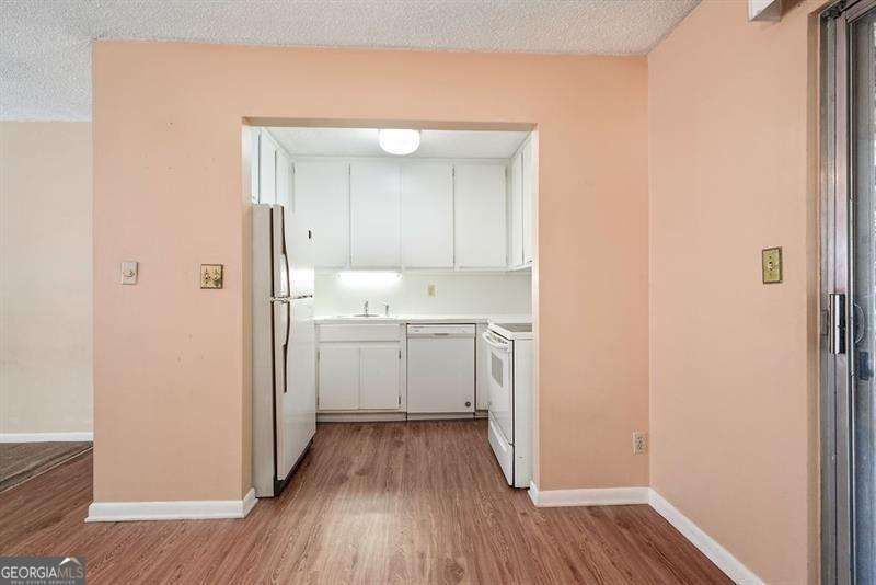 4266 Roswell RD NE H4